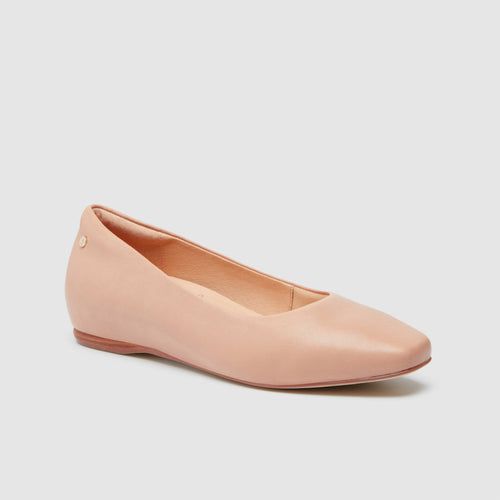 Gianna Dusty Blossom